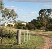 Smith's Farm Stay - Sunshine Coast Guide