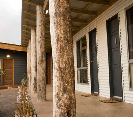 Marion Bay Motel - Sunshine Coast Guide 4