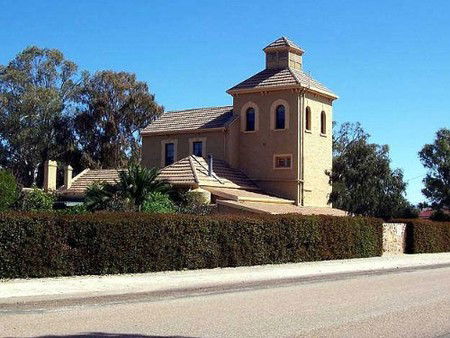 Laura Brewery Bed And Breakfast - Sunshine Coast Guide 1