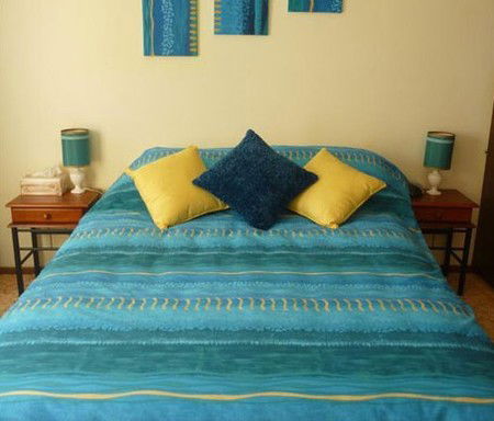 Oaklands Beach House - Sunshine Coast Guide 2