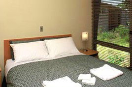 Southern Ocean Retreats - Ridgetop Retreats - Sunshine Coast Guide 2