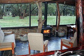 Southern Ocean Retreats - Goondooloo - Sunshine Coast Guide 2
