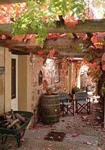 Mundawora Mews - Sunshine Coast Guide 1