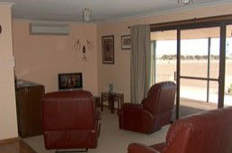 Lenmar Park Bed And Breakfast - Sunshine Coast Guide 2