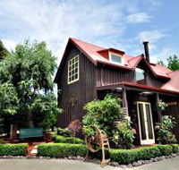 Clear Creek Cottage - Sunshine Coast Guide