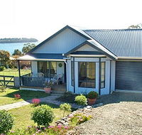 Bruny Island Accommodation Services - Omaroo Cottage - Sunshine Coast Guide