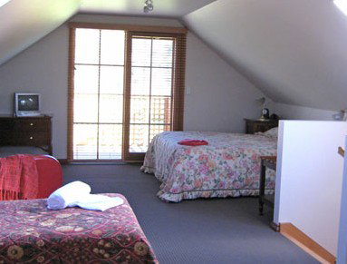 Amble Inn Cottage - Sunshine Coast Guide 4