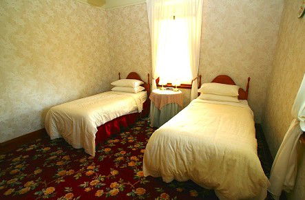 Cluan Homestead - The Managers Residence - Sunshine Coast Guide 3