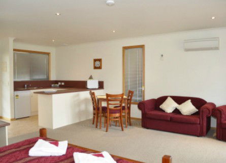 Marsden Court - Sunshine Coast Guide 4