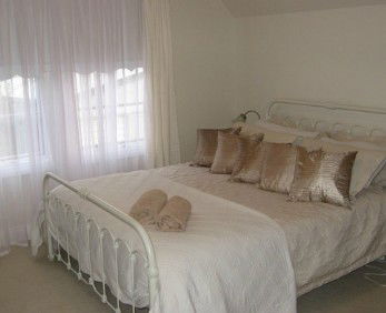 Iron Pot Cottage - Sunshine Coast Guide 5