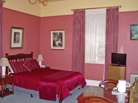 Glen Osborne House - Sunshine Coast Guide 2