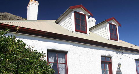 Captains Cottage - Sunshine Coast Guide 4