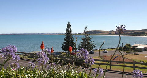 Captains Cottage - Sunshine Coast Guide 5