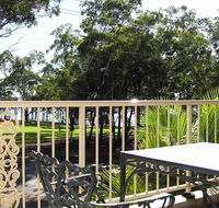 Huskisson Bayside Resort - Sunshine Coast Guide