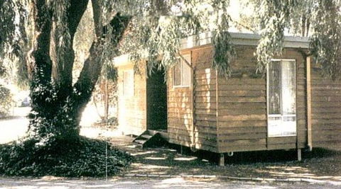 Castlemaine Central Cabin & Van Park - Sunshine Coast Guide 4