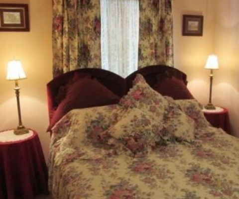 Azalea House B And B - Sunshine Coast Guide 4