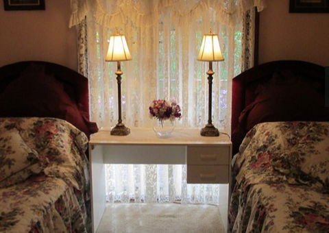 Azalea House B And B - Sunshine Coast Guide 6