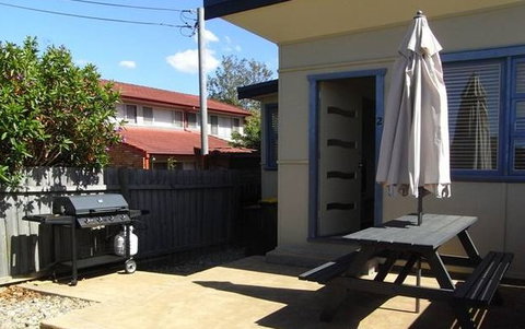 A Husky Sea-Esta - Sunshine Coast Guide 5