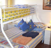 Calm Waters Waterfront Cottages - Sunshine Coast Guide