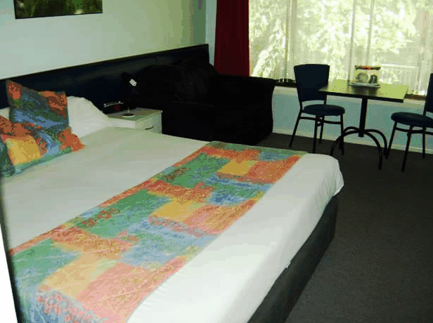 Poinciana Motel - Sunshine Coast Guide