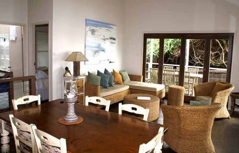 Absolute Moondarah - Sunshine Coast Guide 3