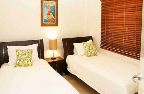 Alexs Byron Bay - Sunshine Coast Guide 2