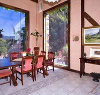 Castle On The Hill Bed and Breakfast - Sunshine Coast Guide