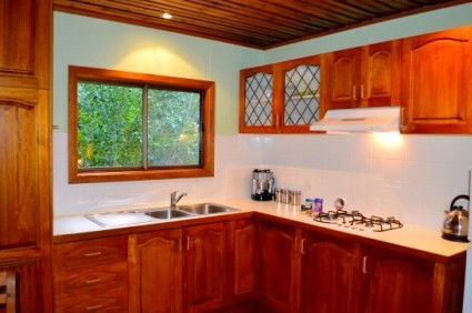 A Waterfall Hideout-Rainforest Cabin For Couples - Sunshine Coast Guide 2