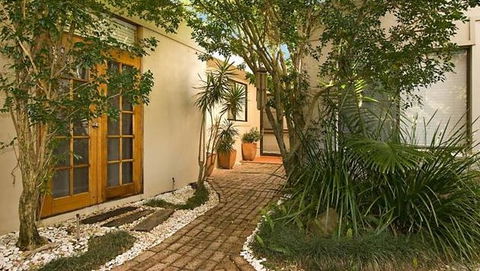 Absolute Serenity At Byron Bay - Sunshine Coast Guide 5