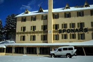 Sponars Chalet - Sunshine Coast Guide 0