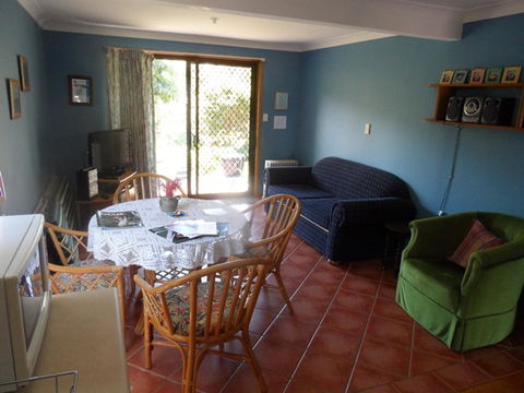 Ocean Dreaming Holiday Accommodation - Sunshine Coast Guide 2