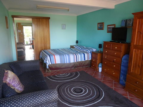 Ocean Dreaming Holiday Accommodation - Sunshine Coast Guide 4