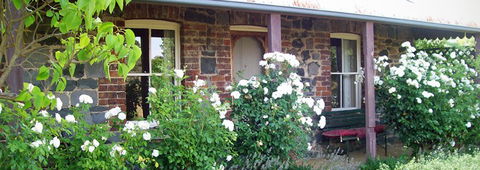 Accommodation Pinn Cottage - Sunshine Coast Guide 4