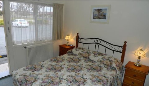 Parkhaven Motel - Sunshine Coast Guide 0