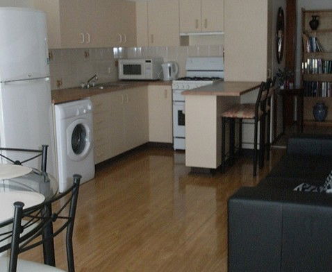 Avariella - Sunshine Coast Guide 1