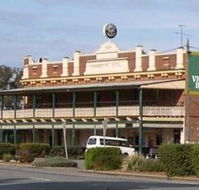 Commercial Hotel Barellan - Sunshine Coast Guide