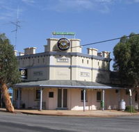 Royal Hotel Grong Grong - Sunshine Coast Guide