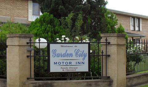 Garden City Motor Inn - Wagga Wagga - Sunshine Coast Guide 1