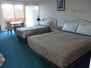 Garden City Motor Inn - Wagga Wagga - Sunshine Coast Guide 3