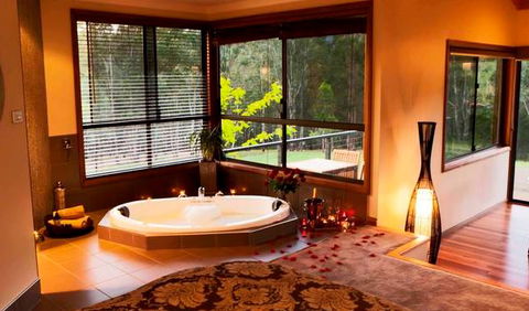 Cedars Mount View - Sunshine Coast Guide 4