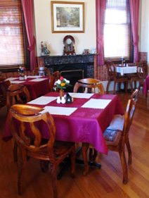 CBC Bed And Breakfast And Cafe - Sunshine Coast Guide 0