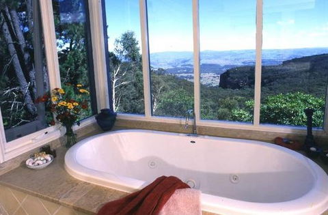 Clairvaux Cottages - Sunshine Coast Guide 4