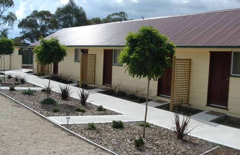 Blue Hills Farm Retreat - Sunshine Coast Guide 5