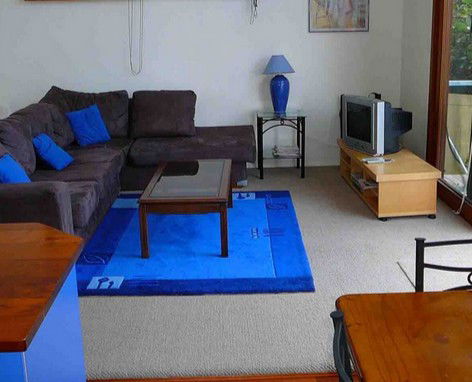 A Beach House Near Manly Two - Sunshine Coast Guide 4