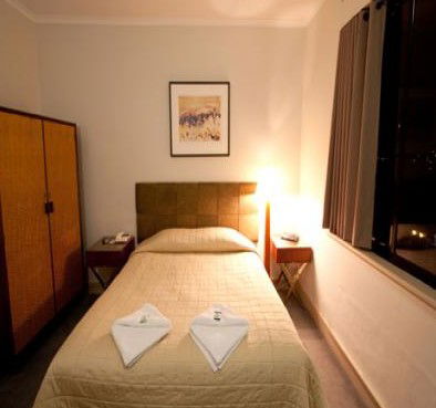 Amaroo Hotel - Sunshine Coast Guide 0