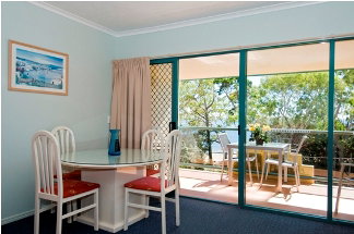 Australis Shelly Bay Resort - Sunshine Coast Guide 1