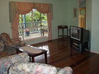 Chamomile Bed And Breakfast - Sunshine Coast Guide 2