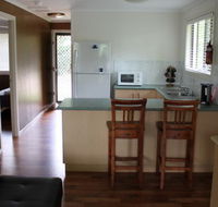 Sanctuary Lakes Fauna Retreat - Sunshine Coast Guide