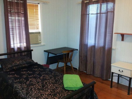 Auckland Street Queenslander - Sunshine Coast Guide 5
