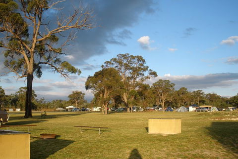 Sommerville Valley Tourist Park - Sunshine Coast Guide 0